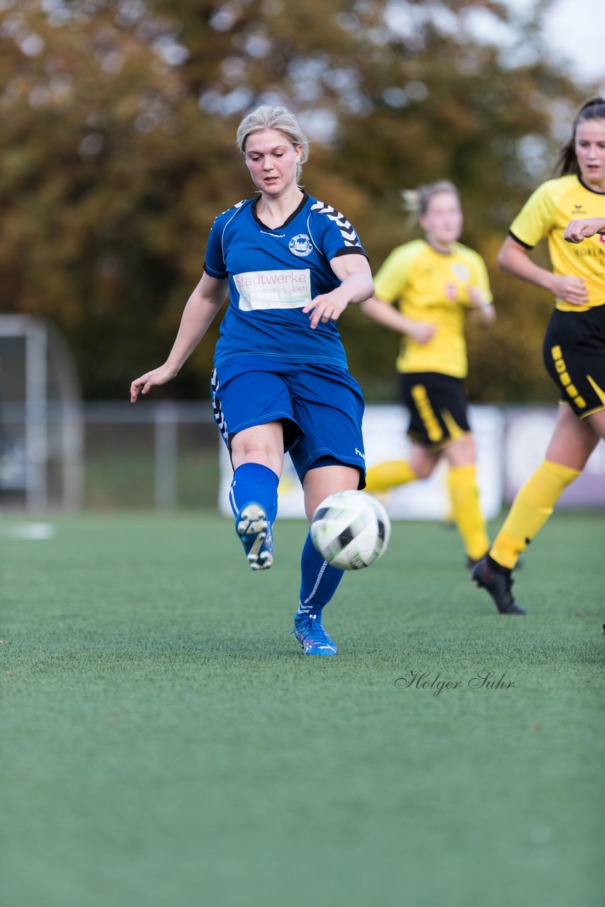 Bild 193 - F SSC Hagen Ahrensburg - SV Frisia 03 Risum-Lindholm : Ergebnis: 2:0